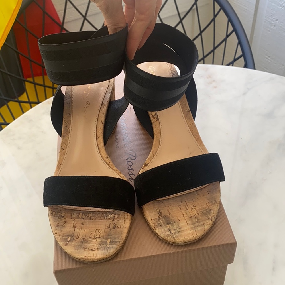 Gianvito Rossi 37.5 black sandals